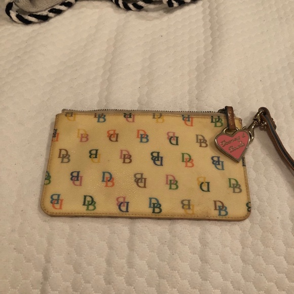 {D o n n e y & B o u r k e} Wristlet - Picture 3 of 3